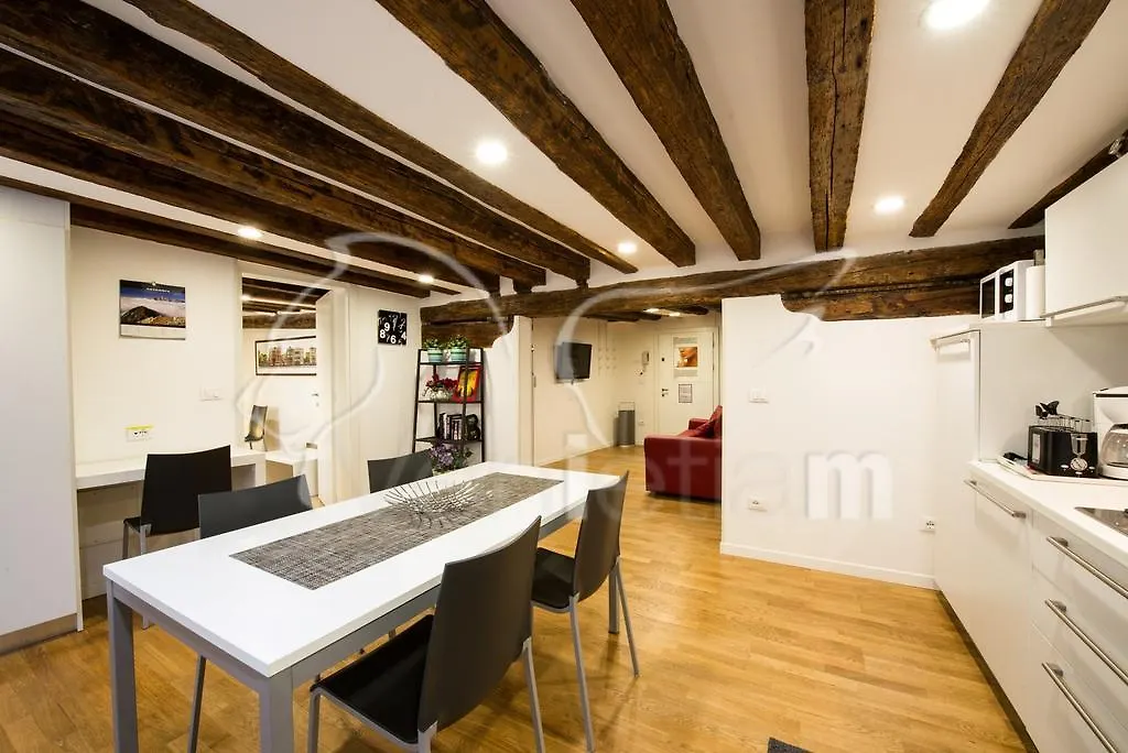The Lion'S House Apt5 Venedig Italien