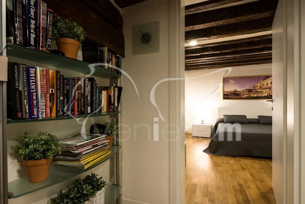 The Lion'S House Apt5 Venedig 0*,